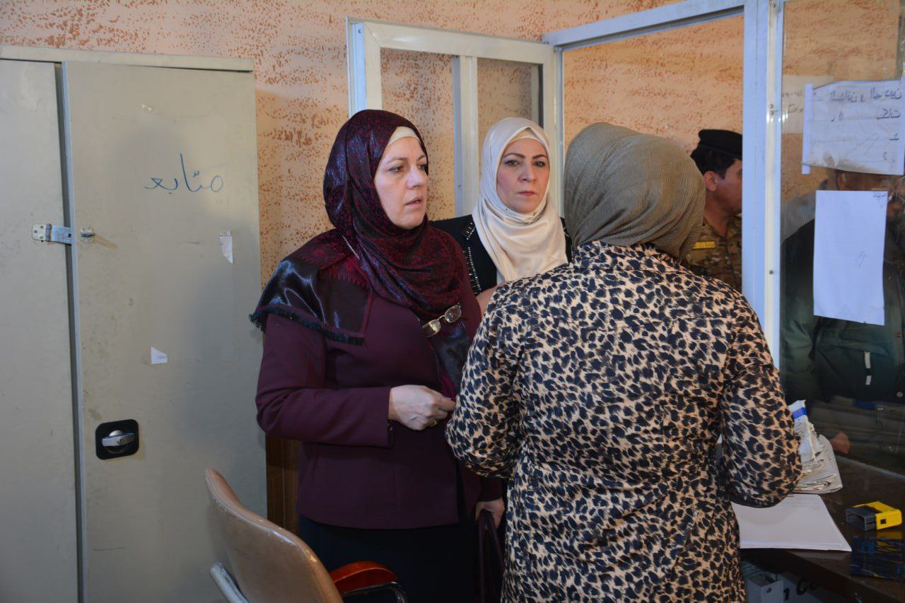 فريق من دائرة التنفيذ وقسم شكاوى المواطنين ينظم زيارة ميدانية الى مديرية تنفيذ بغداد الجديدة